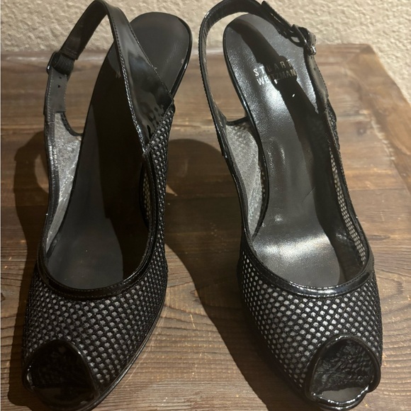 Stuart Weitzman Black 4 1/4” Peep Toe Heels Sz. 9 - Picture 2 of 4